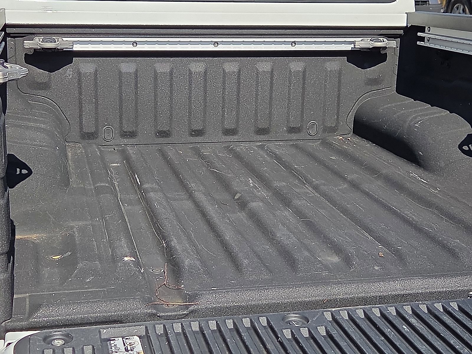 Used 2022 Nissan Frontier PRO-4X w/ Pro-4X Premium Package AWD/4WD image 8