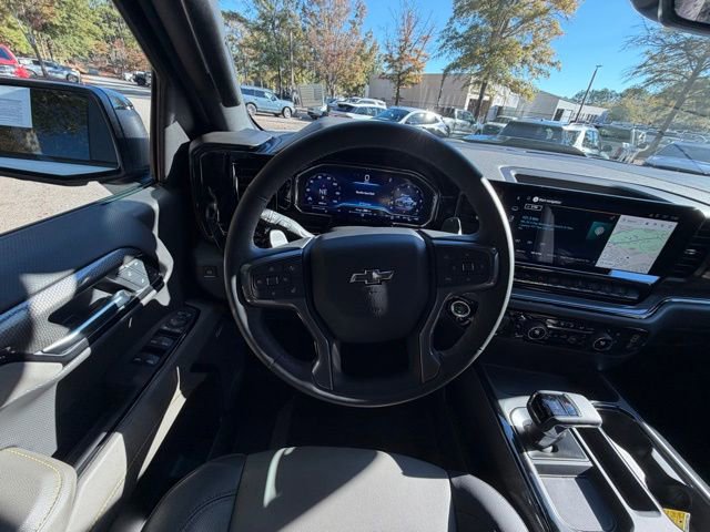 Used 2025 Chevrolet Silverado 1500 ZR2 w/ Technology Package image 11