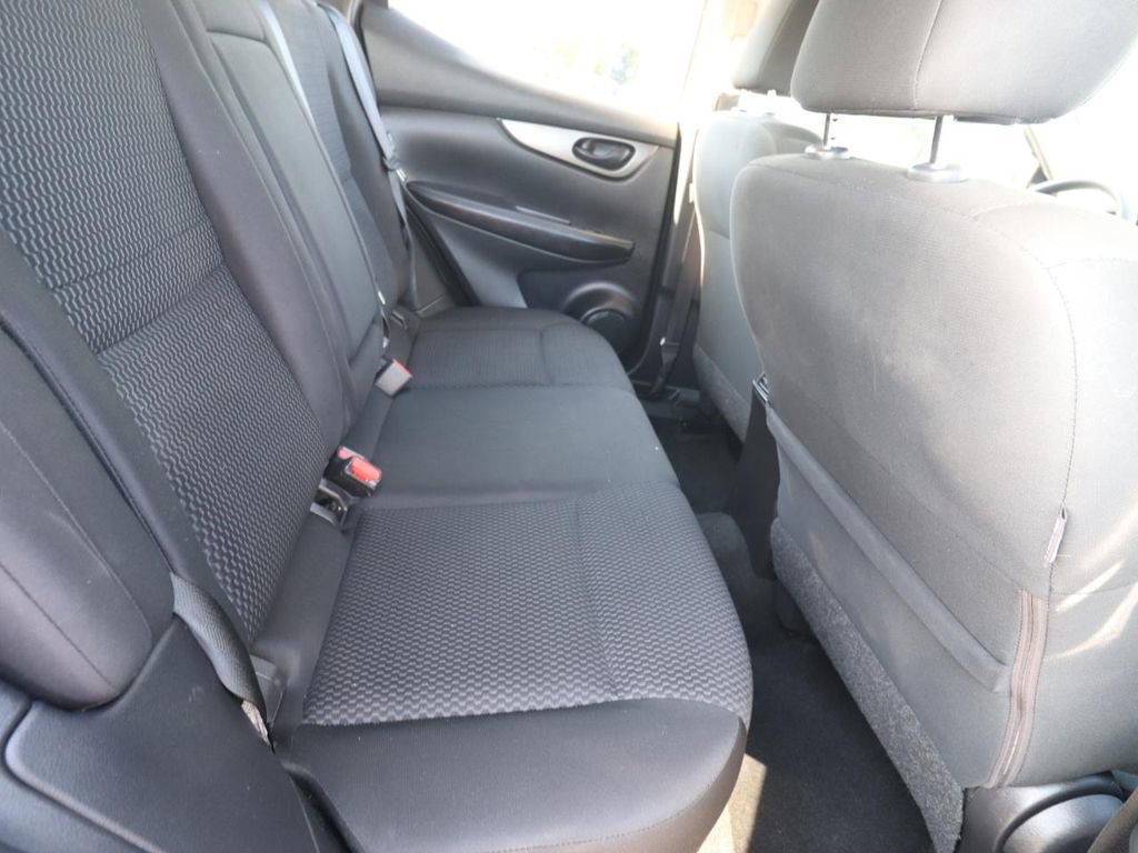 Used 2022 Nissan Rogue Sport S FWD image 22