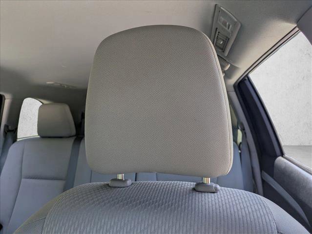 Used 2019 Toyota Highlander LE FWD image 14