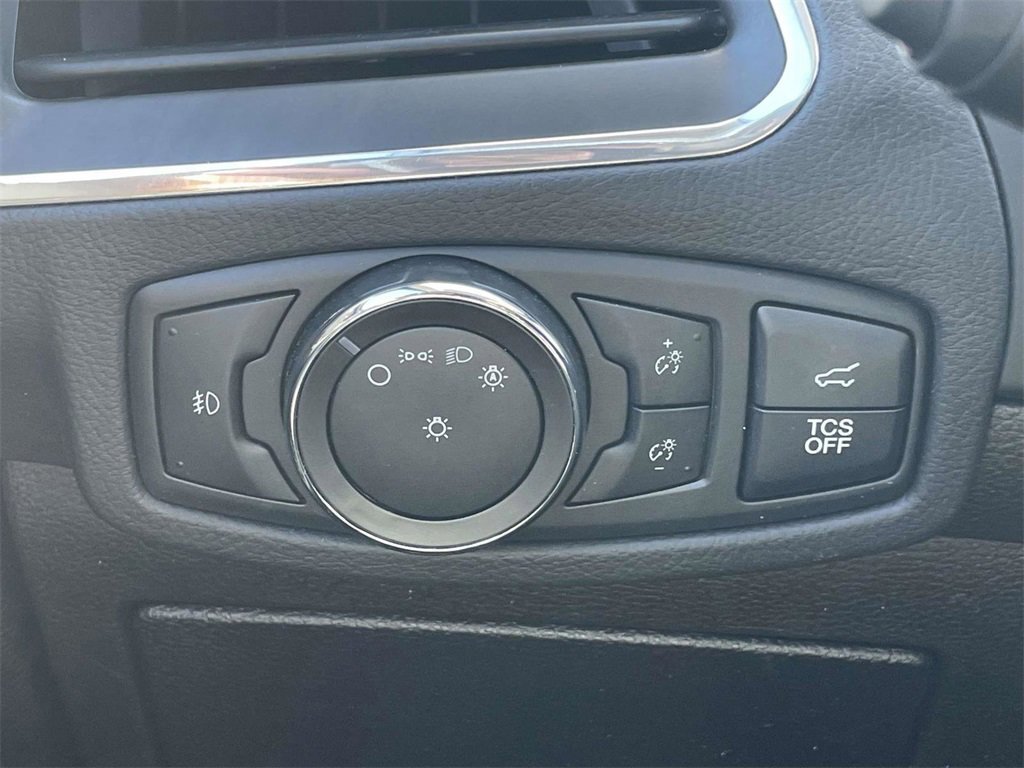 Certified 2021 Ford Edge Titanium image 27