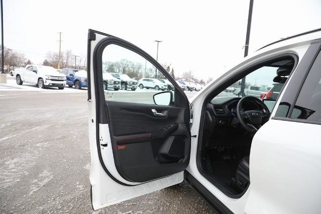 Certified 2025 Ford Escape ST-Line Elite w/ Tech Pack #1 image 17