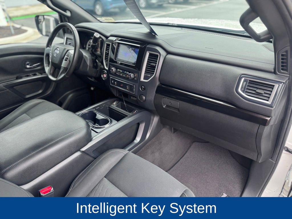 Used 2019 Nissan Titan SV w/ SV Convenience Package image 21