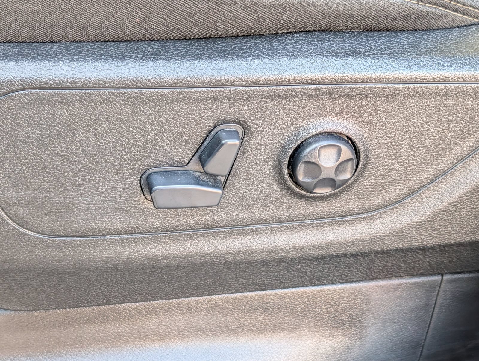 Used 2021 RAM 1500 Big Horn AWD/4WD image 16