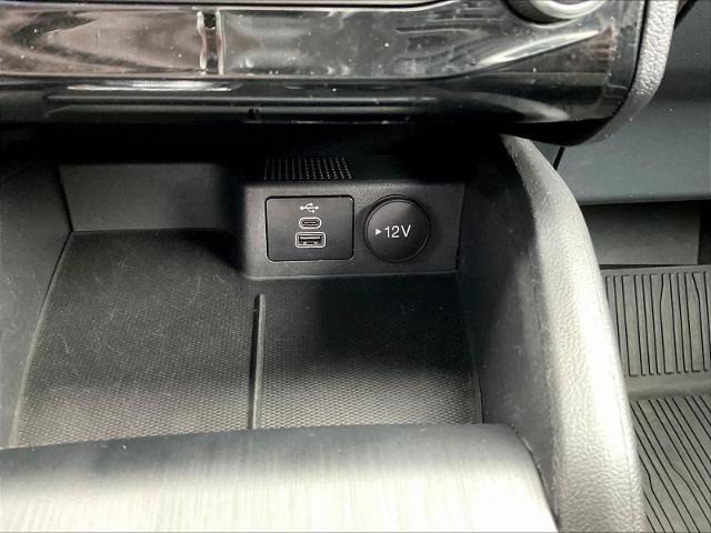 Certified 2024 Ford Escape ST-Line w/ Tech Pack #1 AWD/4WD image 18