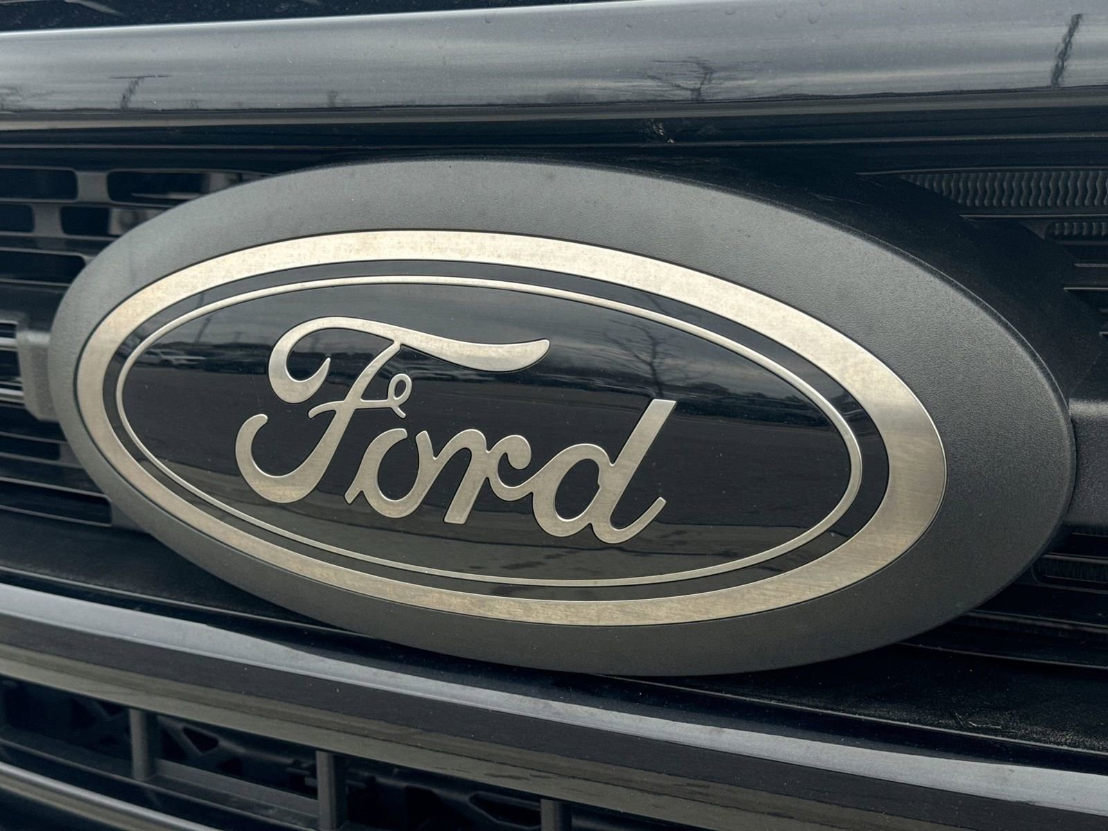 Certified 2022 Ford F250 Lariat w/ Tremor Off-Road Package image 24