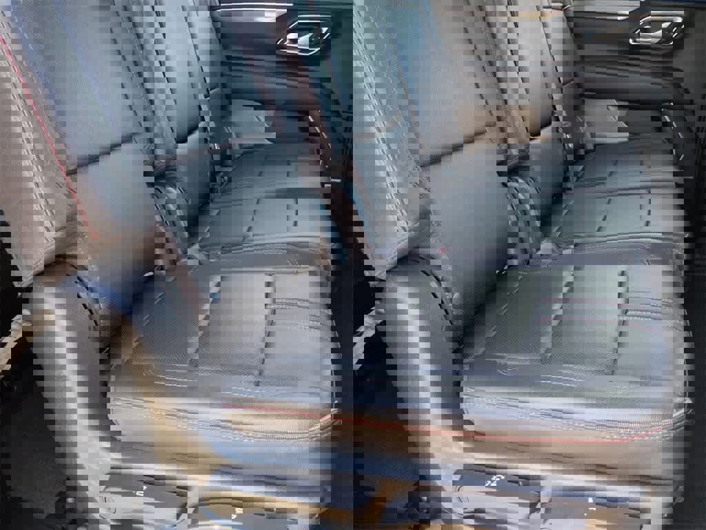 Used 2022 Chevrolet Suburban RST image 21