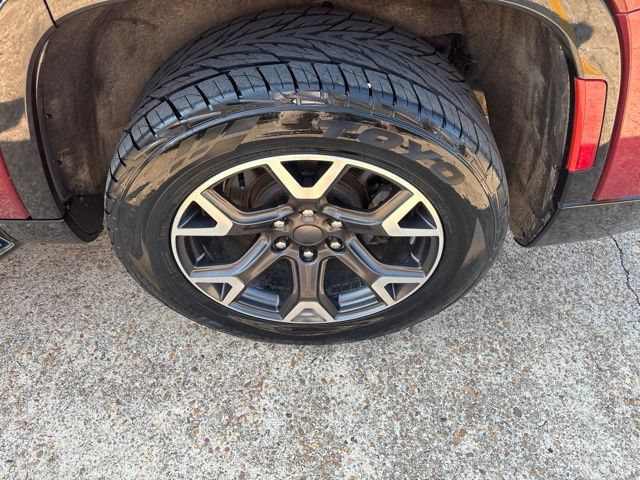 Used 2024 Jeep Wagoneer Series III AWD/4WD image 11