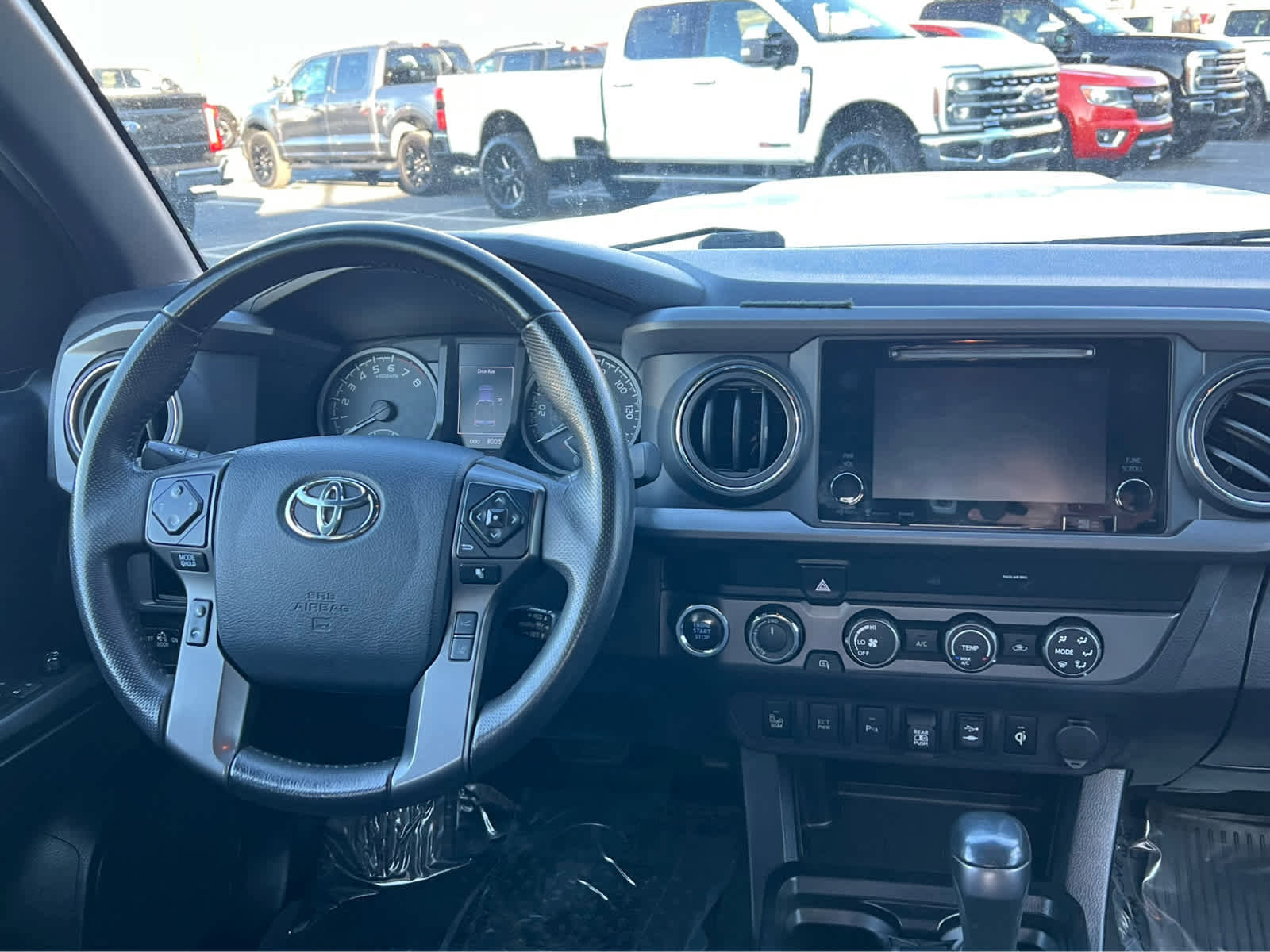 Used 2019 Toyota Tacoma TRD Sport w/ Technology Package AWD/4WD image 22
