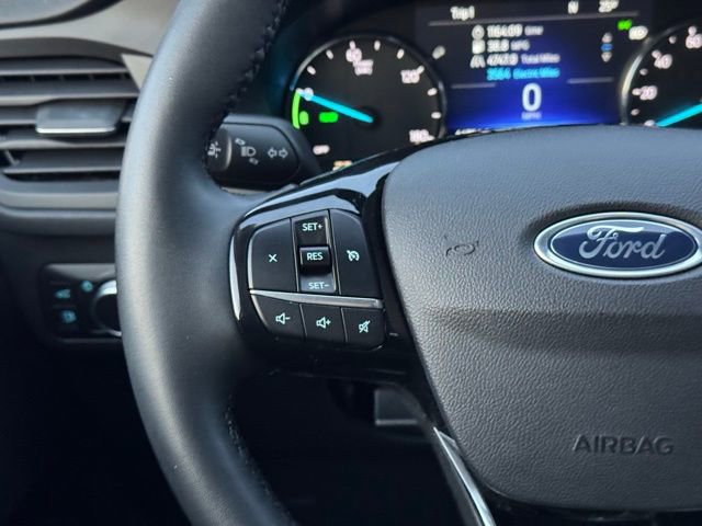 Certified 2022 Ford Escape SE w/ SE Sport Appearance Package image 29