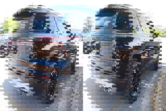 Used 2024 Chevrolet Traverse Z71 w/ Enhanced Driving Package image 5