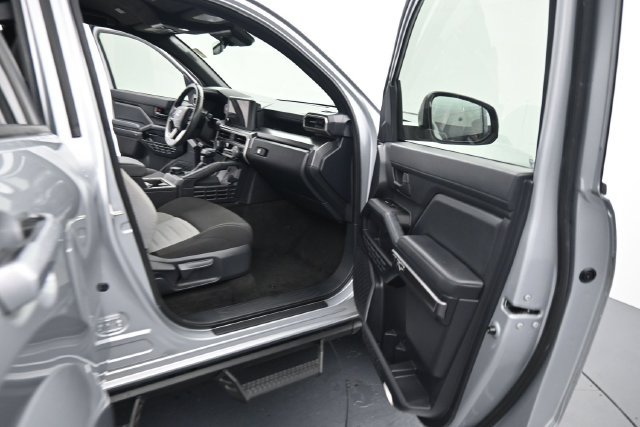 Used 2025 Toyota 4Runner TRD Sport AWD/4WD image 14