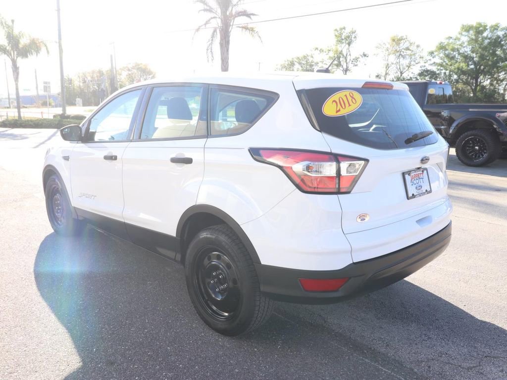 Certified 2018 Ford Escape S image 9