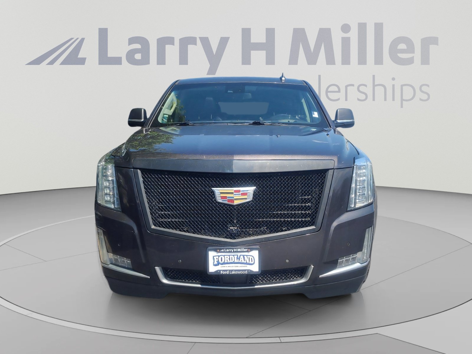 Used 2017 Cadillac Escalade Premium Luxury AWD/4WD image 8