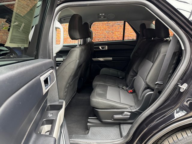 Certified 2023 Ford Explorer XLT image 24
