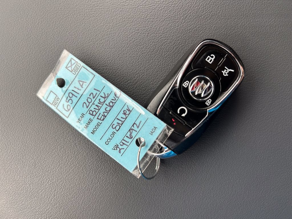 Used 2021 Buick Enclave Premium w/ Sun and Sites Package AWD/4WD image 43