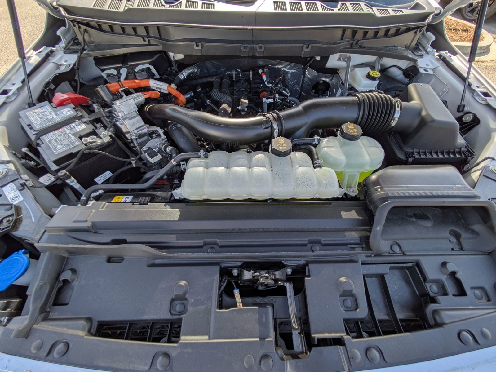 Certified 2025 Ford F150 King Ranch w/ FX4 Off-Road Package image 5