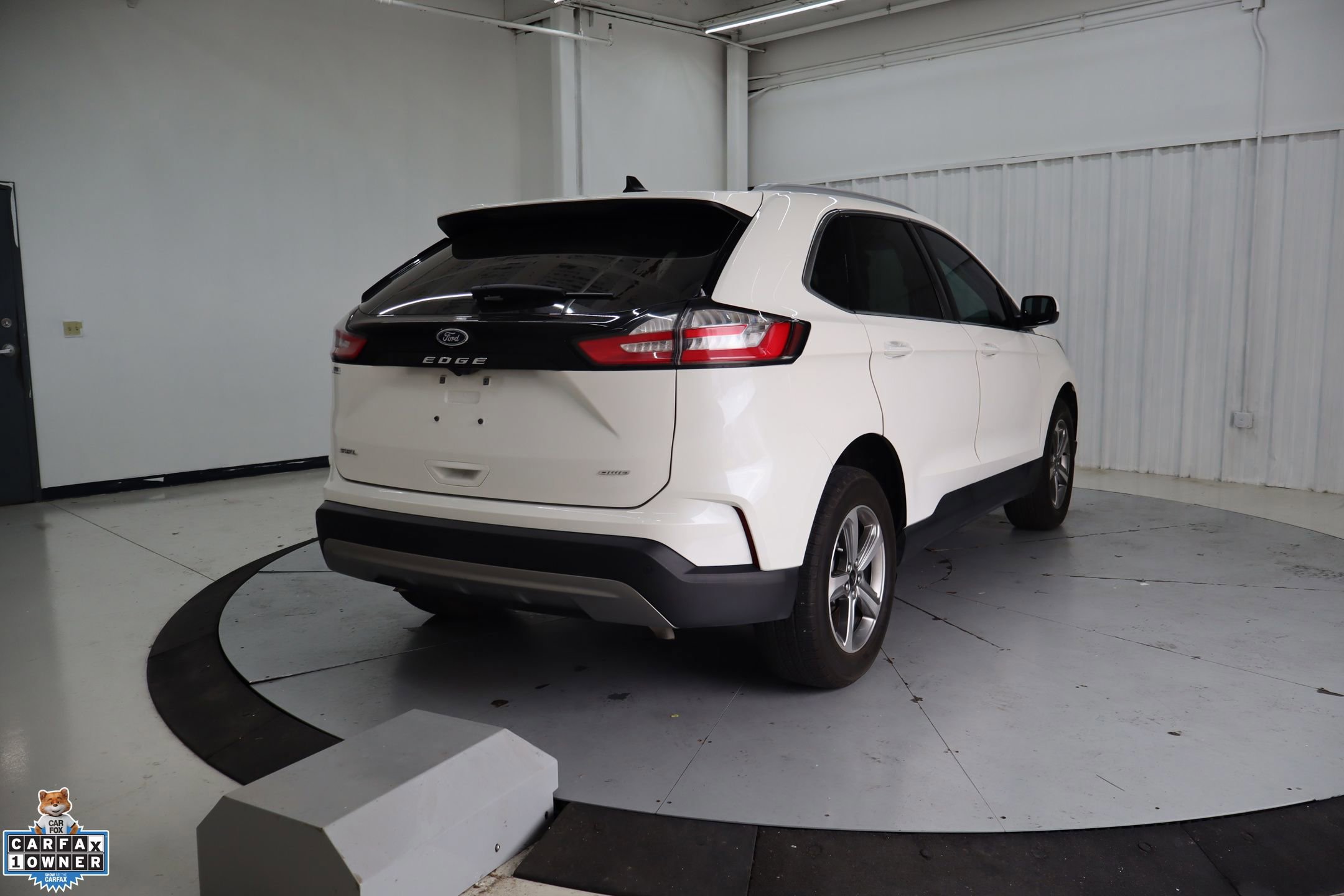 Certified 2024 Ford Edge SEL w/ Convenience Package image 5