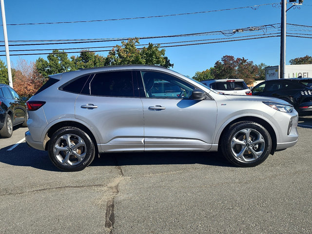 Certified 2023 Ford Escape ST-Line w/ Tech Pack #1 image 3
