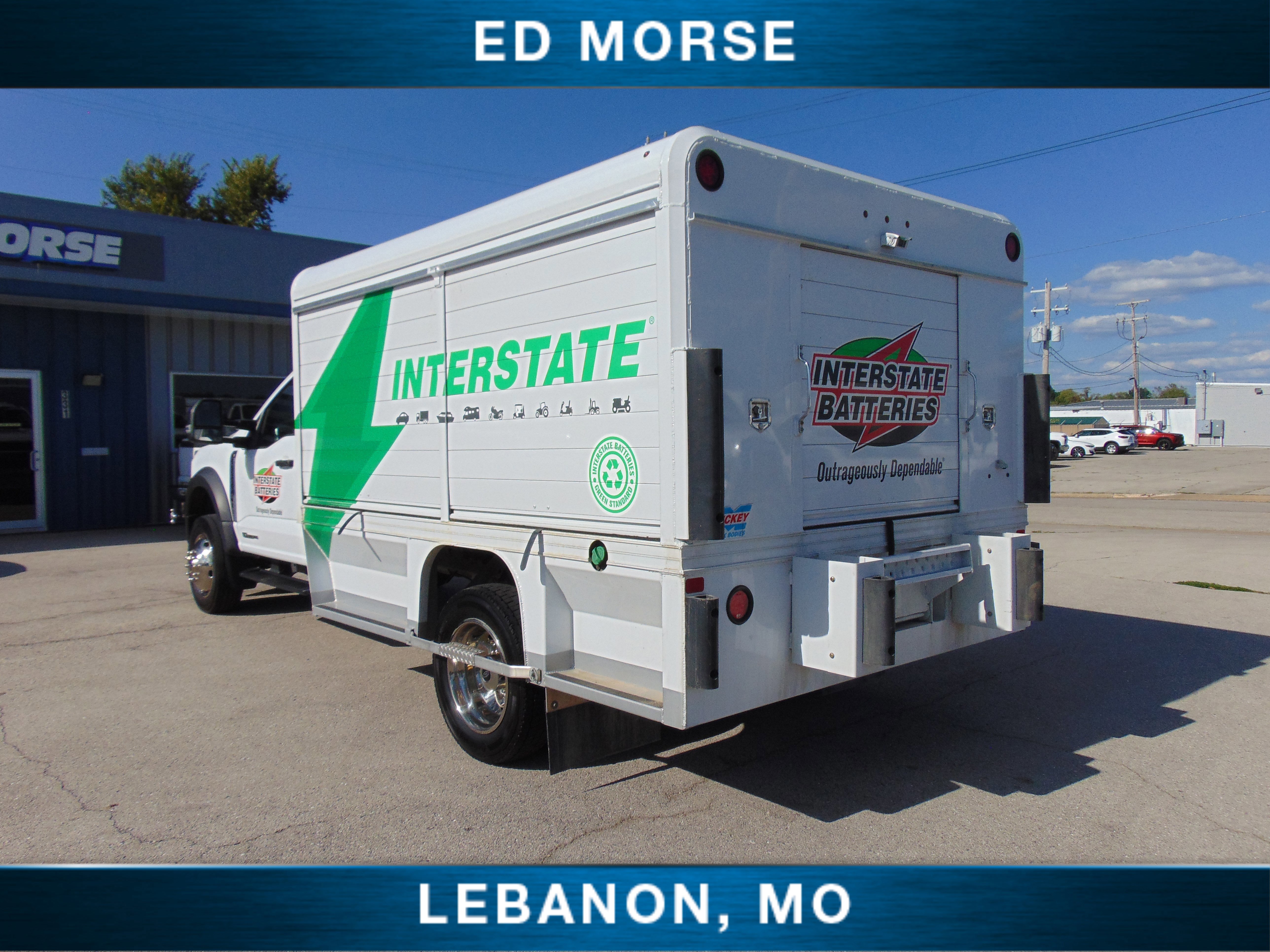 Certified 2023 Ford F550 2WD Regular Cab Super Duty image 3