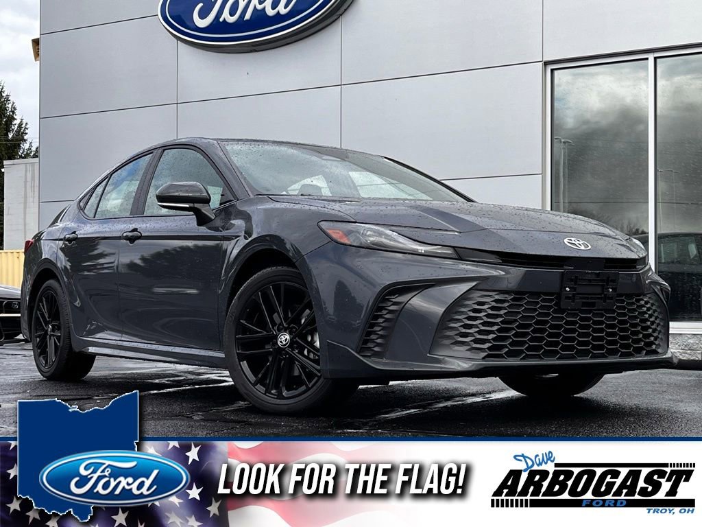 Used 2025 Toyota Camry SE