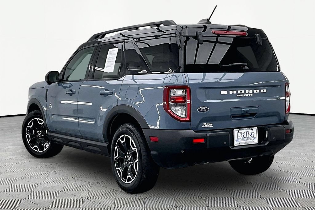 Certified 2025 Ford Bronco Sport Outer Banks w/ Outer Banks Tech Package+ AWD/4WD image 13
