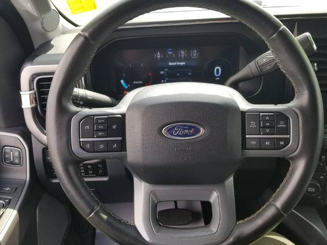 Certified 2025 Ford F250 Lariat w/ Black Appearance Package AWD/4WD image 25