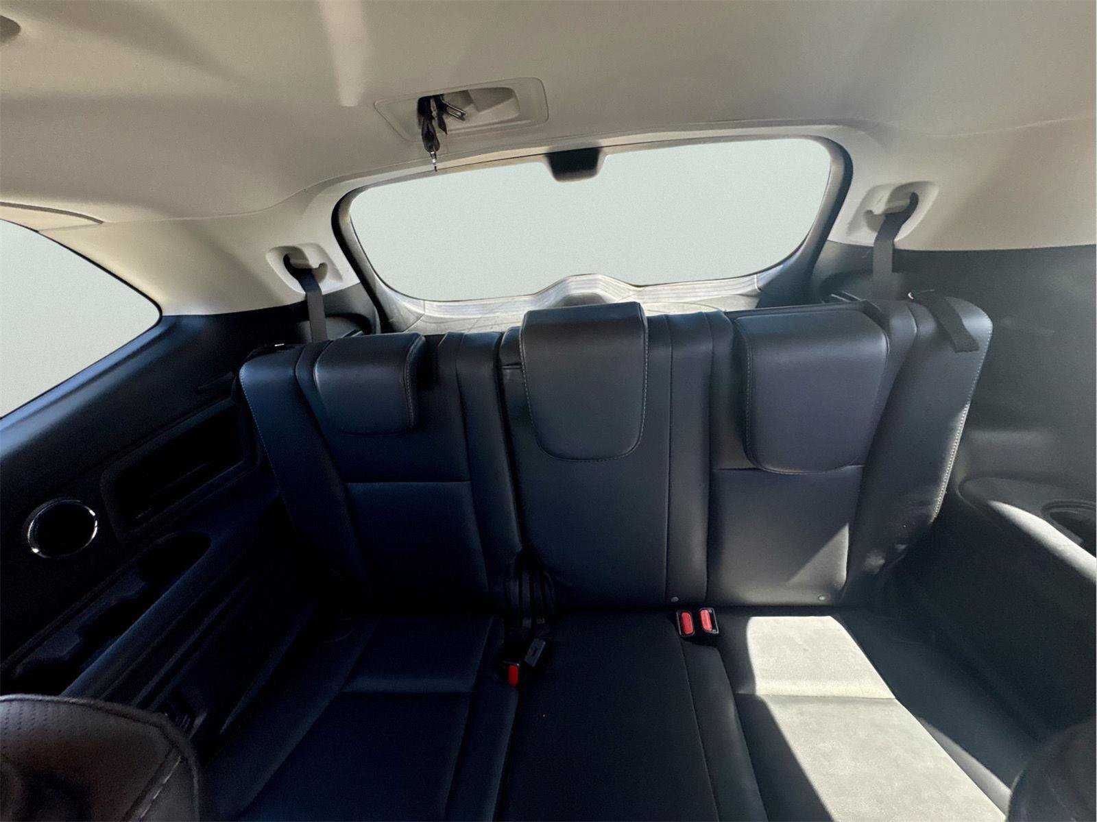 Used 2023 Subaru Ascent Touring AWD/4WD image 14