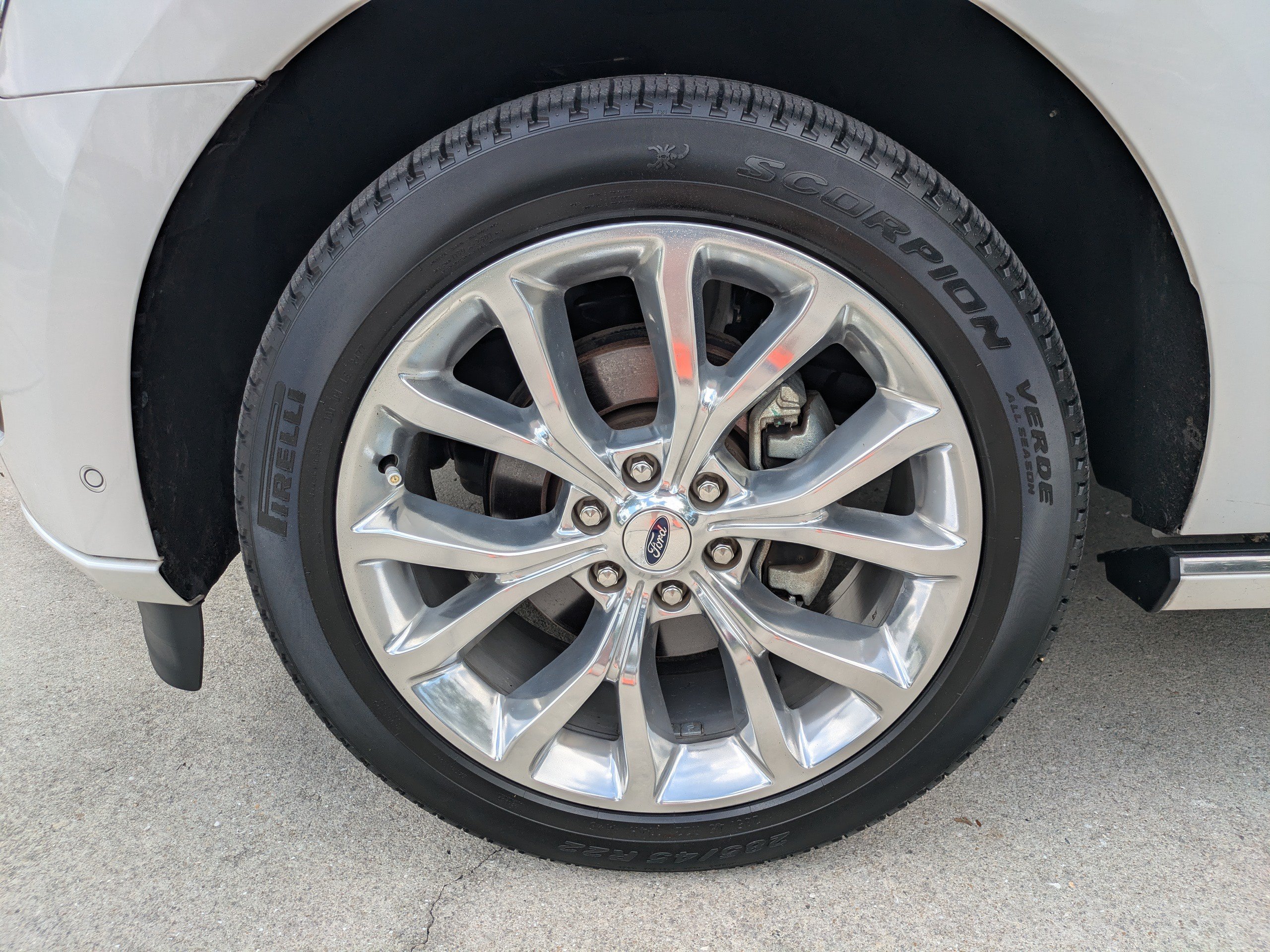 Certified 2019 Ford Expedition Platinum RWD image 11