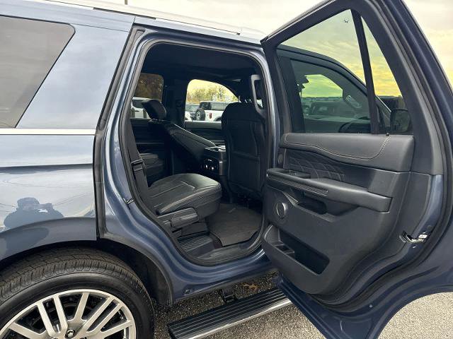 Certified 2023 Ford Expedition Platinum image 10