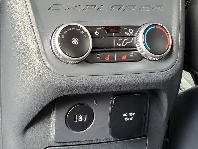 Certified 2025 Ford Explorer ST AWD/4WD image 19