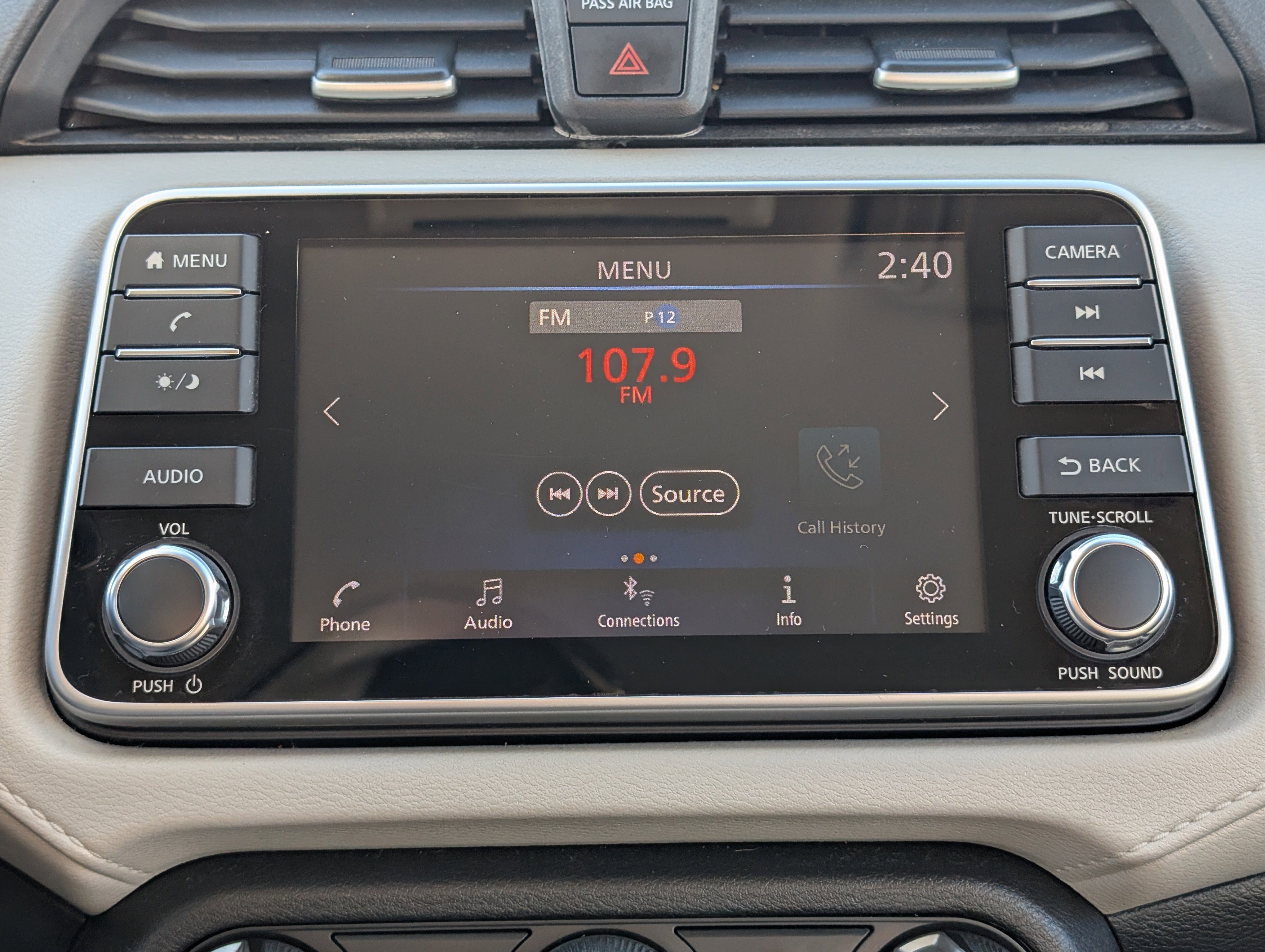 Used 2021 Nissan Versa SV image 26