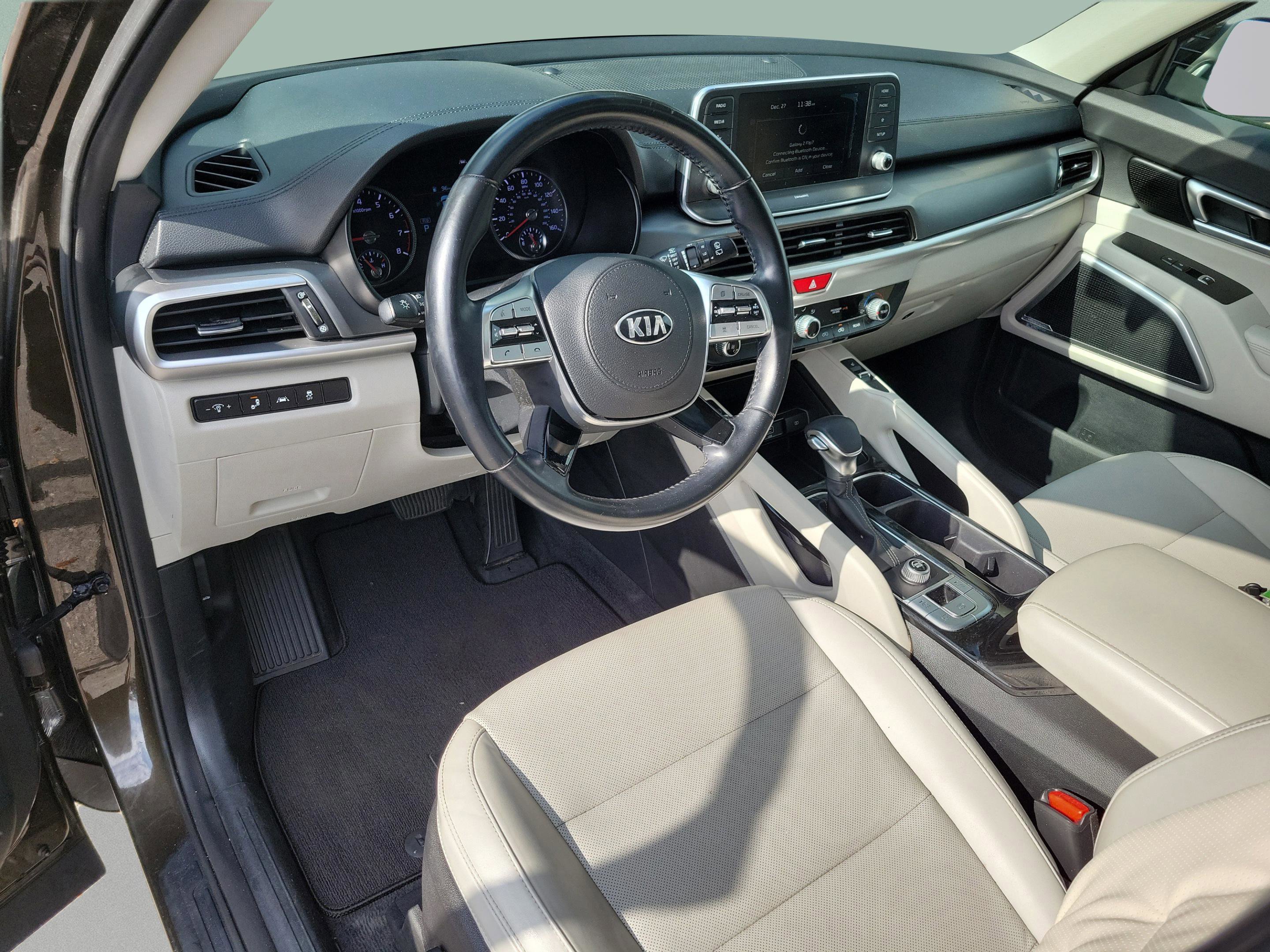 Used 2021 Kia Telluride S image 12