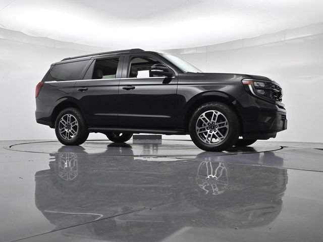 Certified 2025 Ford Expedition Active AWD/4WD image 38
