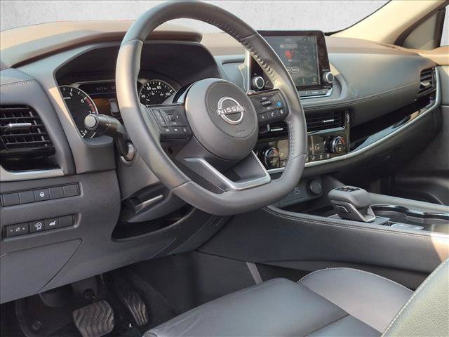 Used 2023 Nissan Rogue SL AWD/4WD image 9