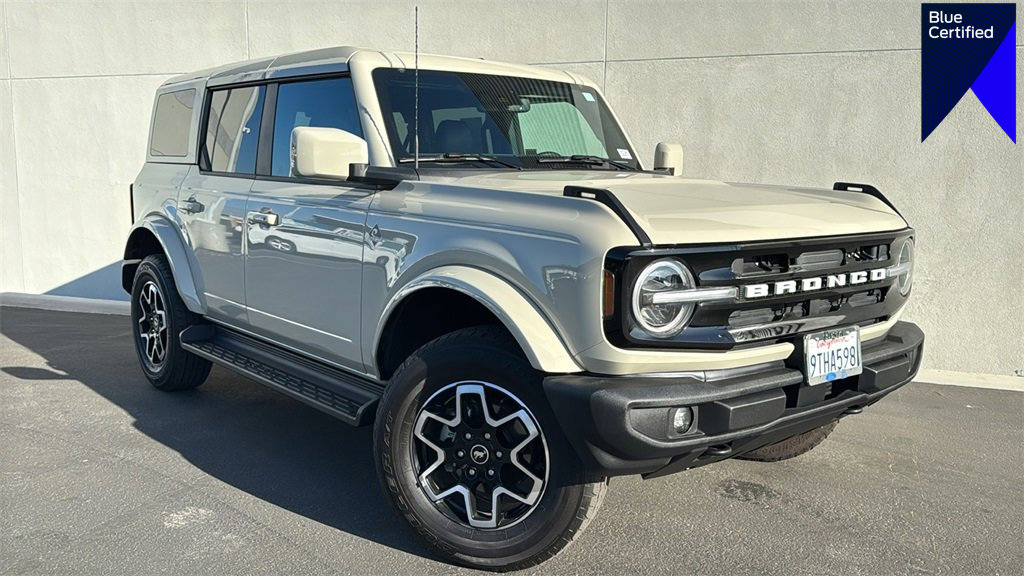 Certified 2025 Ford Bronco Outer Banks image 1