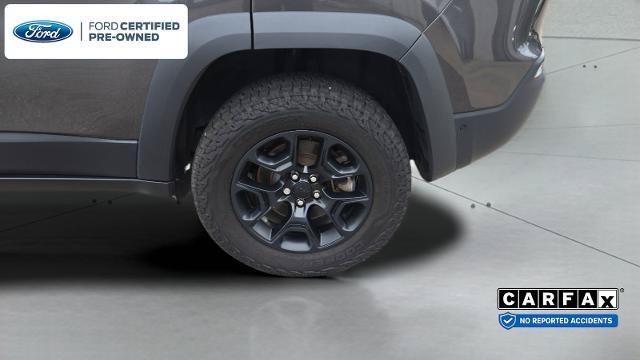 Used 2023 Jeep Cherokee Trailhawk w/ Trailer Tow Group AWD/4WD image 35