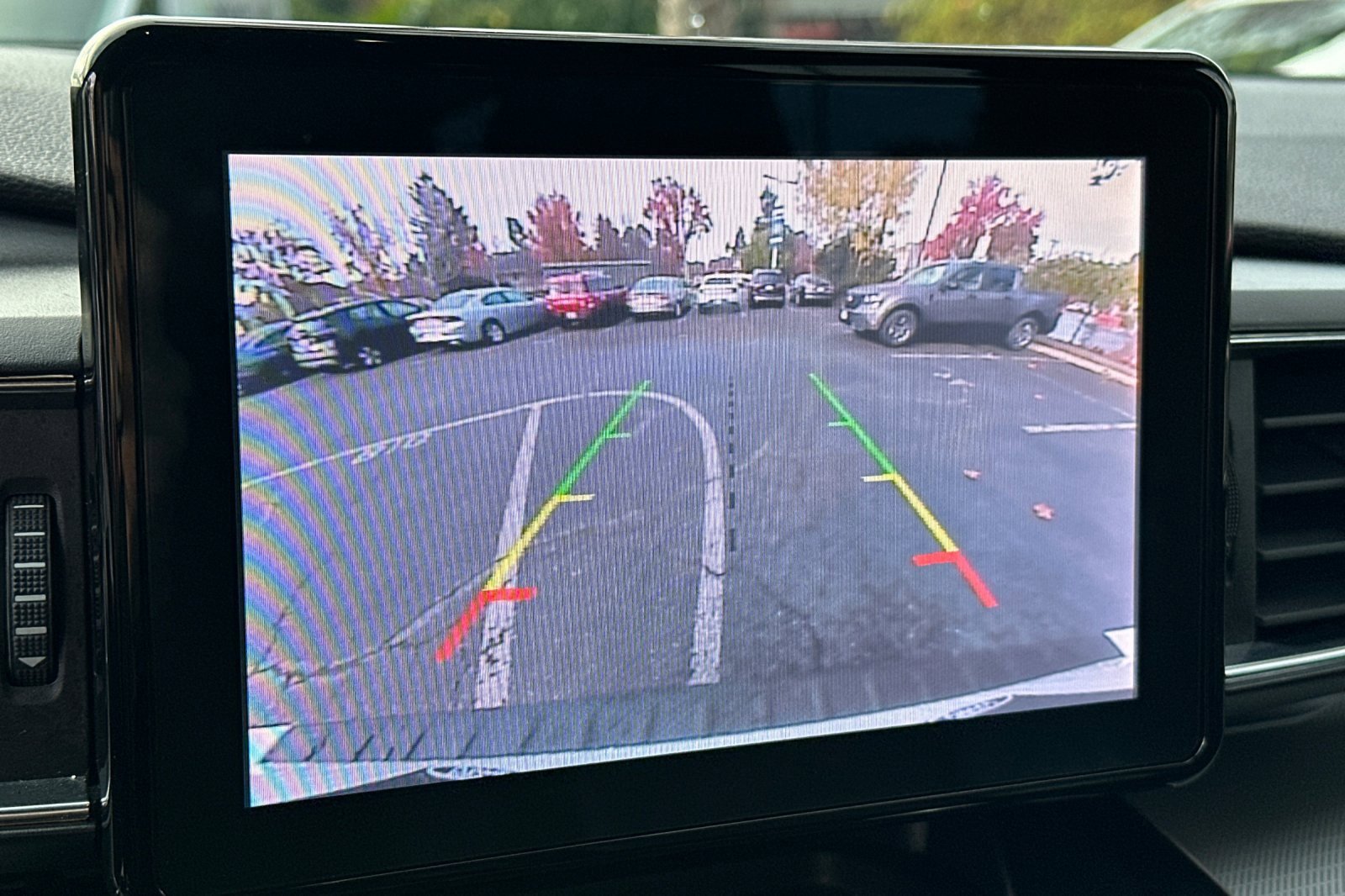 Certified 2020 Ford Explorer XLT w/ Equipment Group 202A image 20