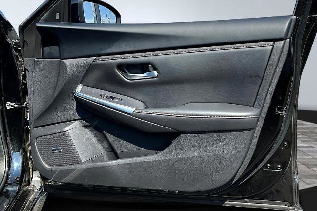 Used 2023 Nissan Sentra SR w/ SR Premium Package image 27