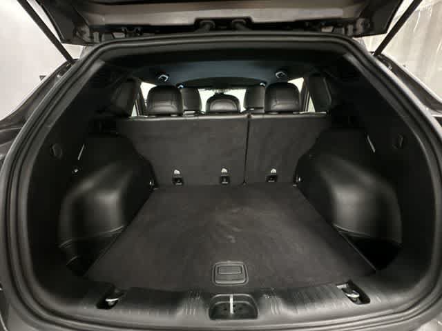Used 2024 Jeep Compass Latitude AWD/4WD image 24