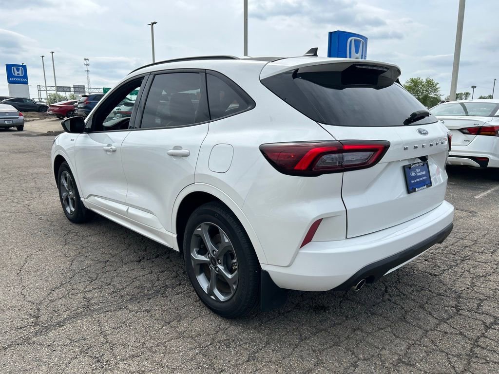 Certified 2024 Ford Escape ST-Line w/ Equipment Group 301A FWD image 6