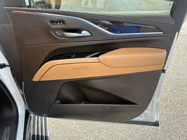 Used 2021 Cadillac Escalade Premium Luxury w/ Driver Assist Tech Package image 22