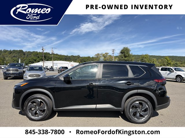 Used 2024 Nissan Rogue SV AWD/4WD image 8