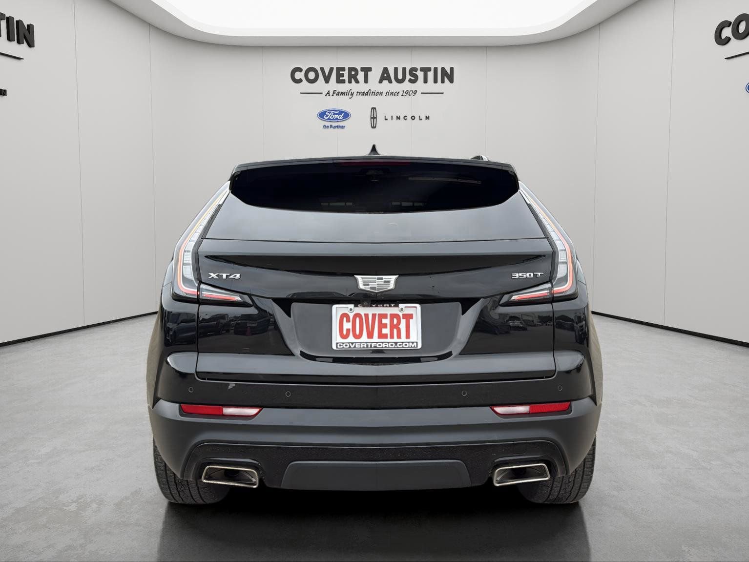 Used 2022 Cadillac XT4 Sport w/ Comfort Package image 4