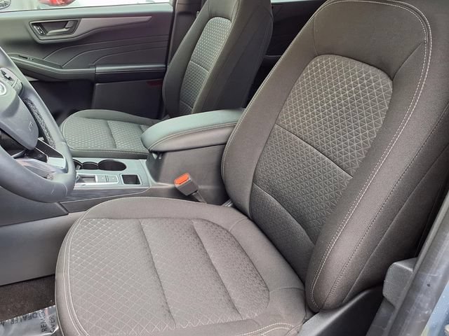 Certified 2024 Ford Escape Active w/ Tech Pack #1 AWD/4WD image 3