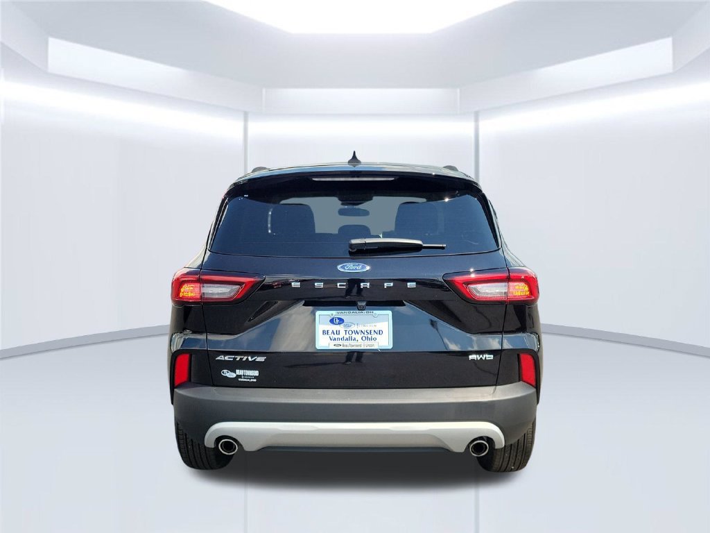 Certified 2026 Ford Escape Active w/ Cold Weather Package AWD/4WD image 7
