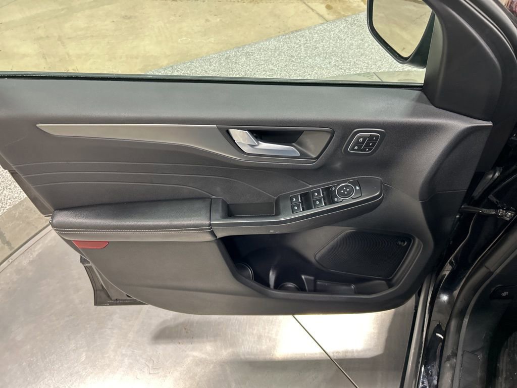 Certified 2023 Ford Escape Active w/ Tech Pack #2 image 15