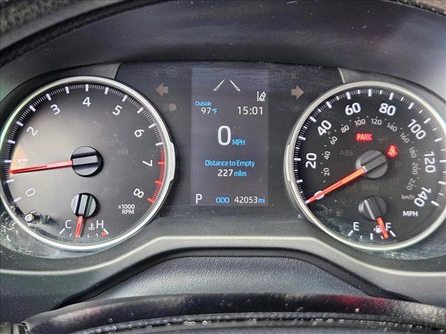 Used 2021 Toyota RAV4 LE FWD image 9