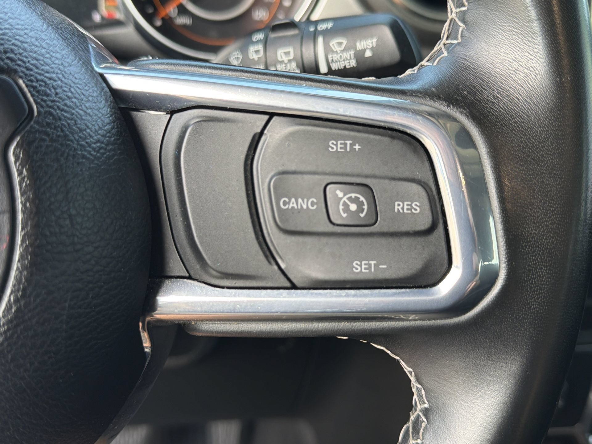 Used 2022 Jeep Wrangler Unlimited Sahara AWD/4WD image 12