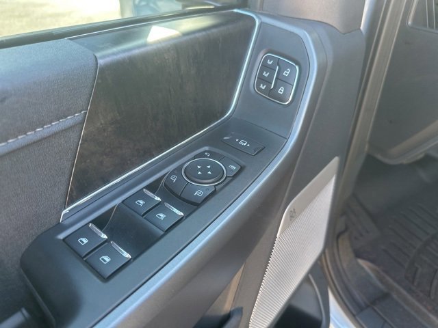 Certified 2025 Ford F250 Lariat w/ Black Appearance Package image 14